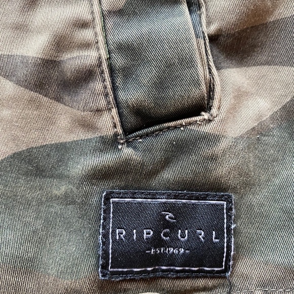 VTG Ripcurl Camo Jacket - Picture 6 of 9